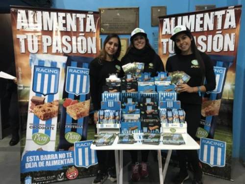 Pleny  activó su patrocinio en Racing