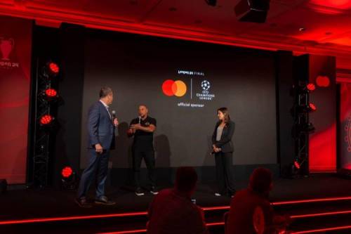 Roberto Carlos participó del momento priceless de Mastercard