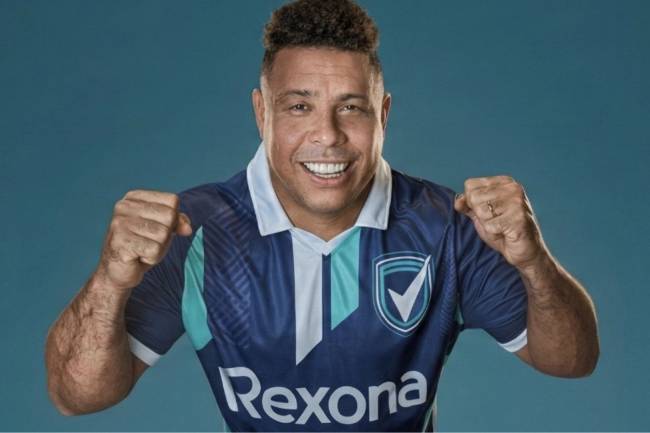 Ronaldo Nazário se convirtió en embajador de Rexona
