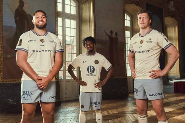  A special jersey unites a football club and a rugby club