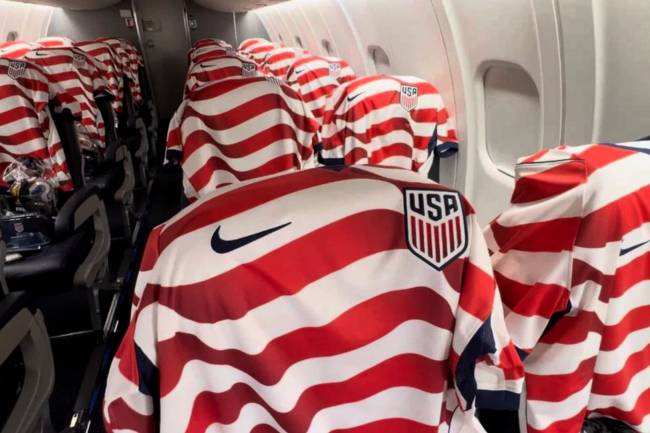 American Airlines surprises passengers with USMNT jerseys
