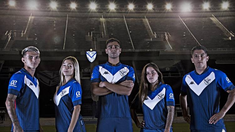 Kappa presentó la nueva camiseta alternativa de Vélez