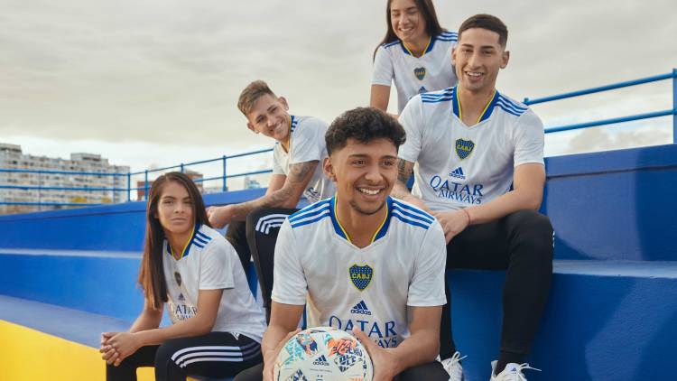 Adidas presenta la nueva camiseta suplente de Boca Juniors