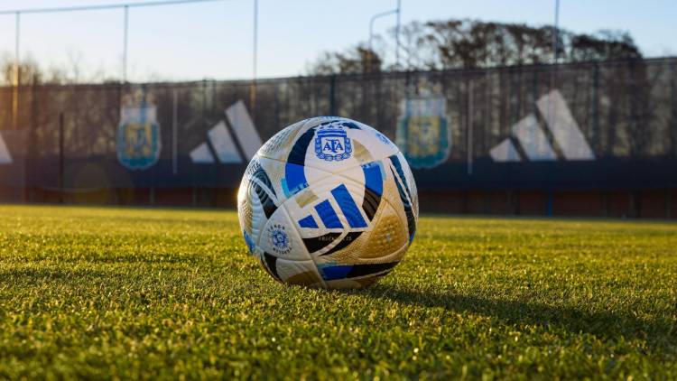 Adidas unveiled the new ball for Argentine football