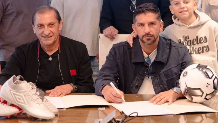 Ramón y Emiliano Díaz se convirtieron en embajadores de Umbro Paraguay