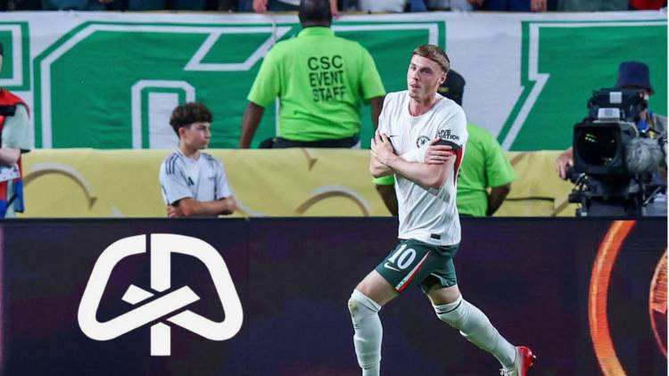 Cole Palmer presentó su logo personal